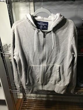 American Eagle Outfitters Light Gray Zip-Up Hoodie Jacket